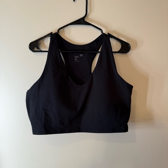 GAP Tops - Women's Black Racerback Sports Bra
